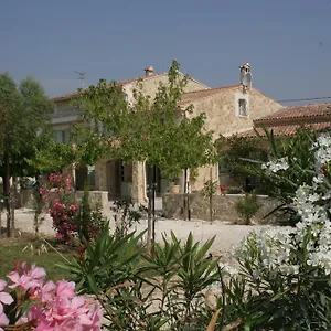 Apartment Locations Des Alpilles