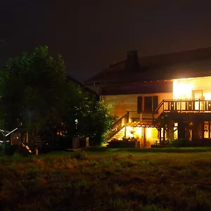 Bed & Breakfast Chez Julie, Thollon-les-Memises